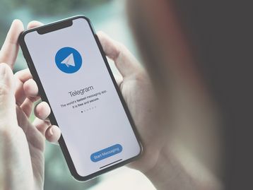 Deputado 'dribla' golpista no Telegram e ainda embolsa R$ 50