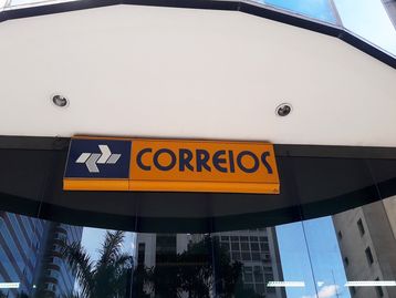 Correios: Câmara dos Deputados aprova texto-base da privatização