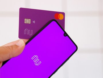 Nubank agora parcela compras no débito em até 12 vezes
