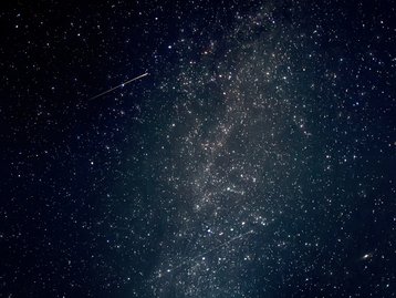 Chuva de meteoros Perseidas tem pico nesta sexta-feira (13)