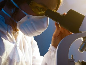 Impulsionada pela pandemia, pesquisa científica médica cresce no Brasil