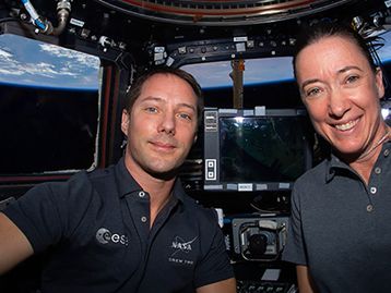 Espaçonave Cygnus faz delivery de pizzas para astronautas da ISS