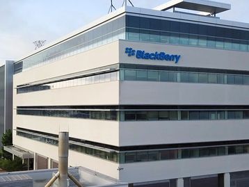 Falha em sistema da BlackBerry expõe carros e hospitais a hackers