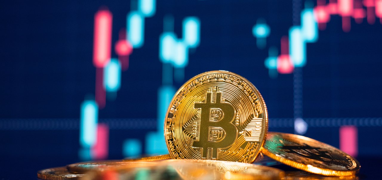 Bitcoin dispara e atinge US$ 50 mil em sua maior alta em 3 meses