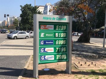 Alta de combustíveis “expulsa” motoristas de Uber e 99