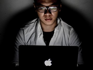 iCloud: homem finge ser técnico e rouba 620 mil fotos em busca de nudes
