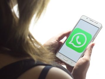 WhatsApp testa função de ouvir áudios antes do envio
