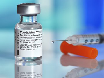 Pfizer deve anunciar nova fábrica de vacinas no Brasil