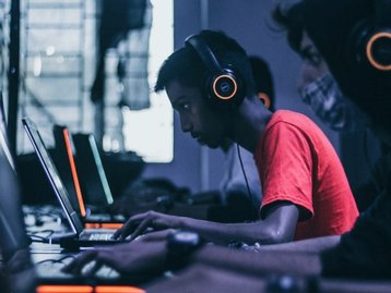 YouTube ordena encerramento do bot Groovy no Discord