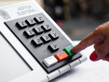 Partidos terão acesso ao código-fonte da urna eletrônica em 4 de outubro