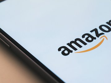 Amazon pagará faculdade integralmente para funcionários nos EUA