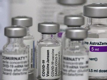 Covid 19: é seguro misturar a vacina da Pfizer com a da AstraZeneca?
