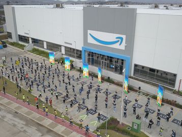 Como é trabalhar em um centro de distribuição da Amazon?