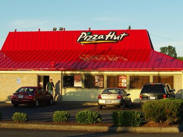 Nova Zelândia quer oferecer vacinas de covid em redes de fast food