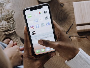 Veja como salvar vídeo do TikTok no celular