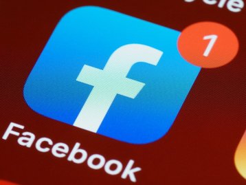 Facebook amplifica discurso de ódio pelo lucro, diz ex-funcionária