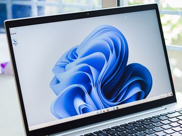 Microsoft lança Windows 11 com atualização gratuita