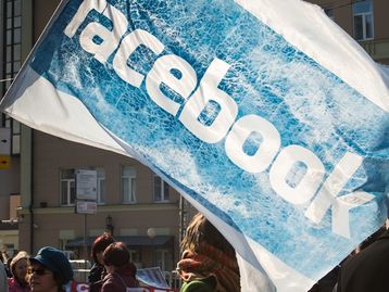 Facebook é acusado de prejudicar crianças e enfraquecer a democracia