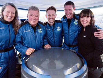 Veja como foi voo espacial de William Shatner com a Blue Origin