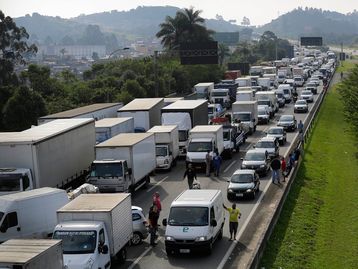Nova greve dos caminhoneiros pode impactar a Black Friday?