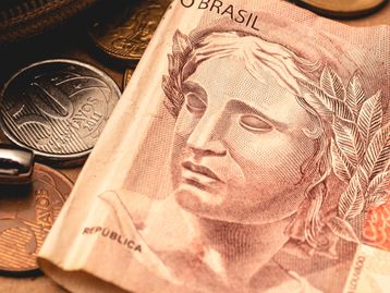 Semana R$ 10 na Shopee: milhares de produtos, frete grátis e cupons