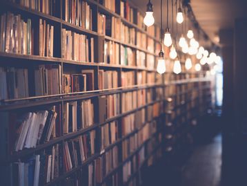 8 livros brasileiros que você precisa conhecer neste Dia Nacional do Livro