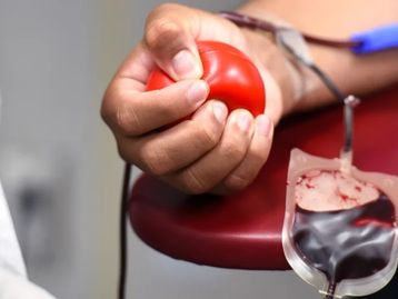 Pessoas que já tiveram covid-19 podem doar sangue; veja recomendações