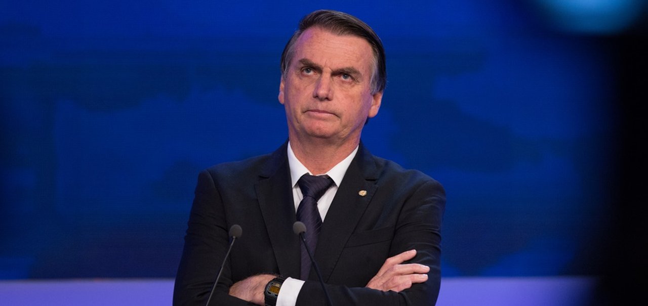 Cientistas apontam perseguição de Bolsonaro e recusam homenagem 