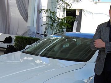 Após enquete no Twitter, Elon Musk diz que venderá ações da Tesla