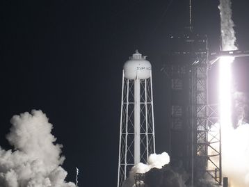Saiba como ver ao vivo a chegada da missão Crew-3 à Estação Espacial
