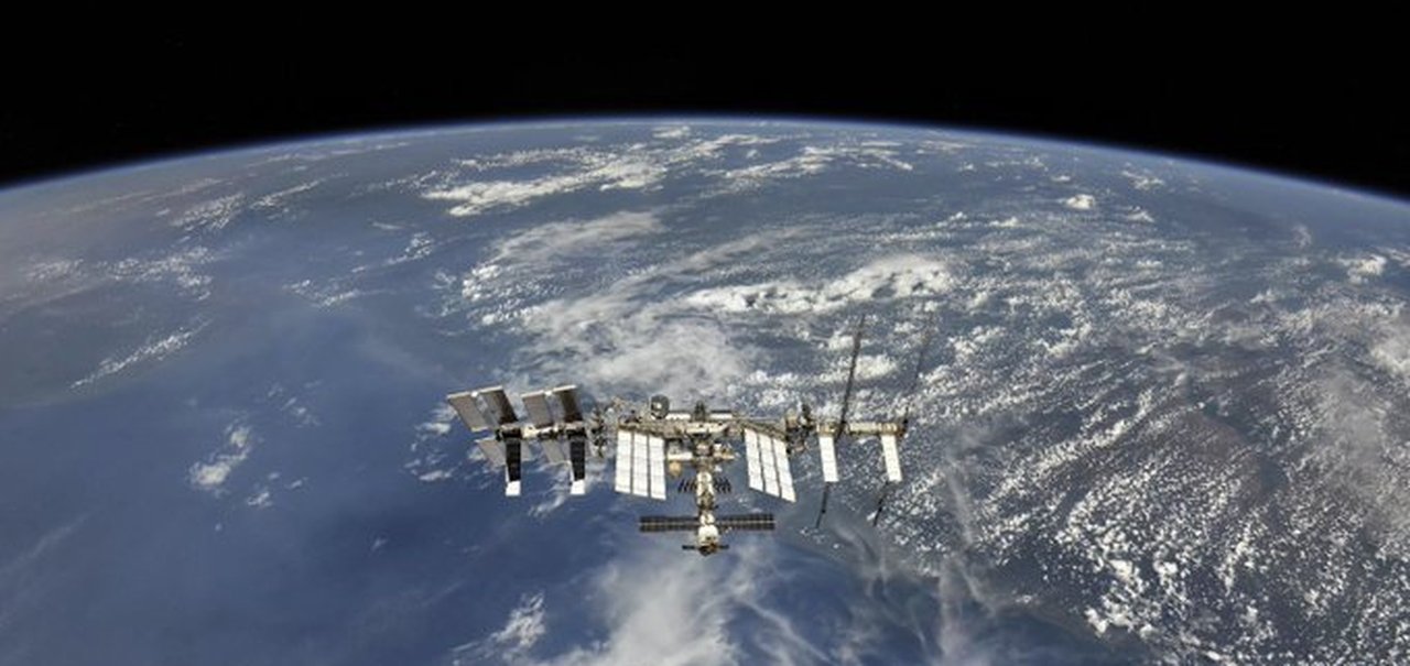 Rússia explode satélite e coloca em risco Estação Espacial