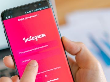 Instagram agora usa selfies em vídeo para confirmar identidade