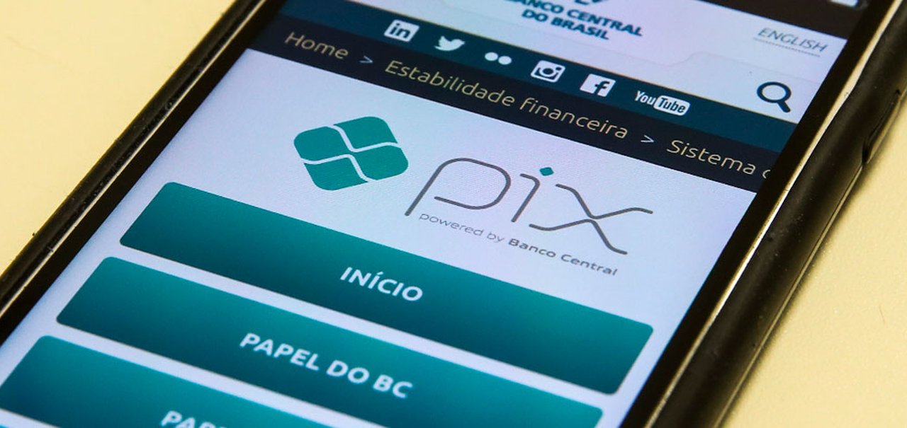 Hackers explicam como o 'Golpe do Pix' acontece