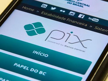 Hackers explicam como o 'Golpe do Pix' acontece