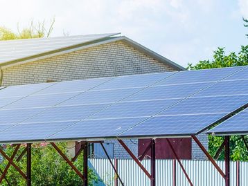 Light anuncia projeto de energia solar para regiões de baixa renda
