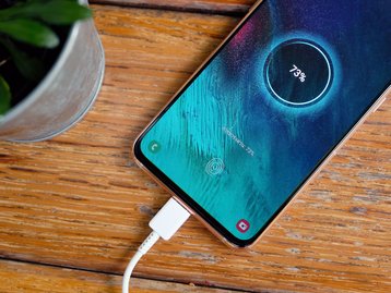 Carregador da Samsung faz carregamento rápido em qualquer dispositivo
