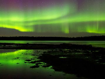 Vídeo em 4K mostra aurora boreal no mar Branco da Rússia; assista