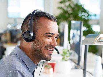 Fone de ouvido com fio: veja 7 modelos para utilizar no dia a dia