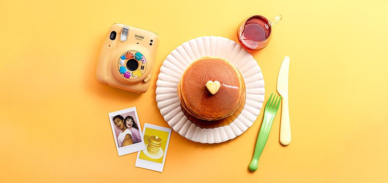 BTS e Fujifilm lançam câmera Instax Mini 11 BTS Butter no Brasil