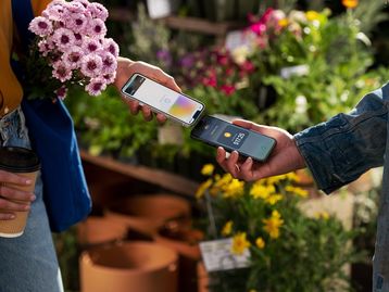 iPhone poderá receber pagamentos via NFC e cartões, anuncia Apple
