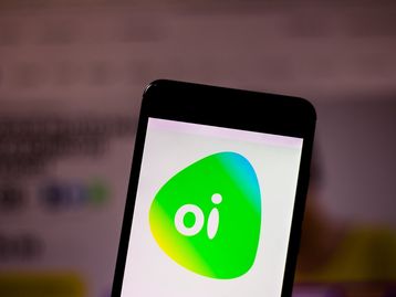 Cade aprova venda da Oi para a Vivo, Tim e Claro com restrições