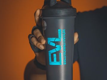 Entenda para que serve a creatina e como ela age no organismo