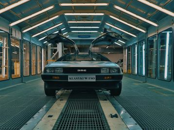 De Volta Para o Futuro: DeLorean anuncia novo carro elétrico