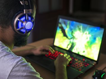 Lenovo oferece descontos de até R$ 3,6 mil em notebooks gamers