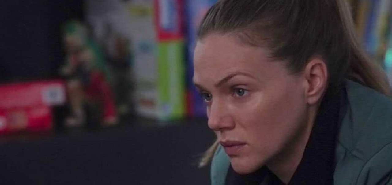 Chicago P.D.: Tracy Spiridakos comenta situação de Upton na 9ª temporada