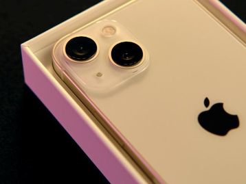 Apple reduz preços de iPhones, AirPods e iPod no Brasil