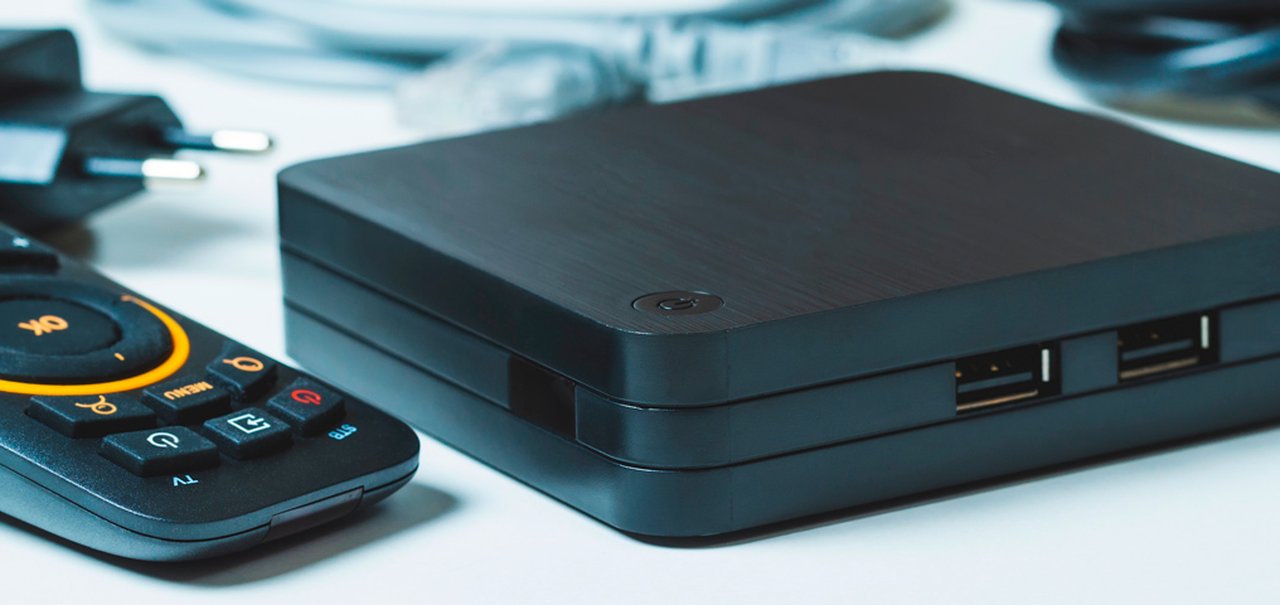 Projeto da Anatel transforma TV Box pirata em PCs para escolas