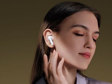 Xiaomi lança fones Buds 3T Pro com áudio dimensional e ANC