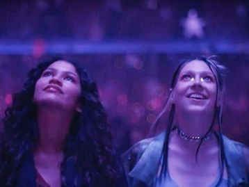 Euphoria e o desafio de falar sobre (e com) os jovens (crítica)