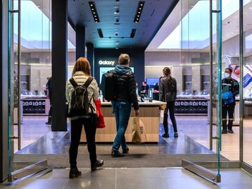Samsung lança serviço para você consertar o próprio smartphone